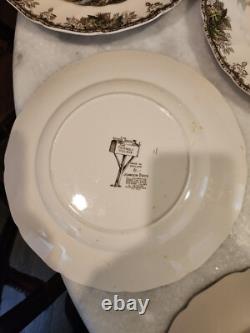 VINTAGE 1950s SET OF 16 JOHNSON BROS FAMILY VILLAGE DINNER PLATES (1 REPAIRED)