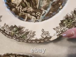 VINTAGE 1950s SET OF 16 JOHNSON BROS FAMILY VILLAGE DINNER PLATES (1 REPAIRED)