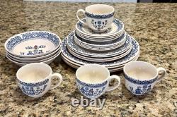 VTG Johnson Brothers Hearts & Flowers 24 Pc Dinnerware Set England Old Granite