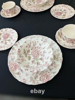 VTG Johnson Brothers Rose Chintz 5 PCS, 4 Place Settings, England