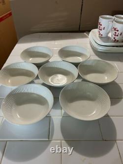 Vintage 20 Pc Empress Johnson Bros And Adams Plates And Bowl