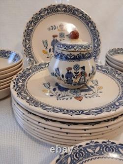 Vintage 35Pc Johnson Brothers Hearts & Flowers Dinnerware Cottagecore