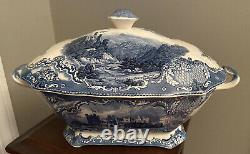 Vintage England Old Britain Castles / Blue Johnson Brothers Soup Tureen