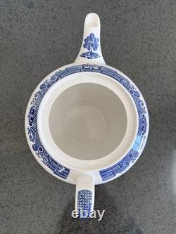 Vintage Johnson Bros. Blue Willow Large Teapot & Lid England 2nd