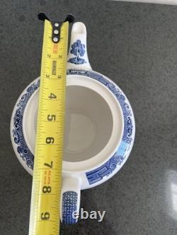 Vintage Johnson Bros. Blue Willow Large Teapot & Lid England 2nd