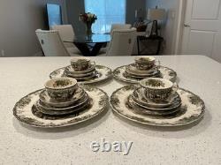 Vintage Johnson Bros England FRIENDLY VILLAGE 20 Piece Dinnerware Set For 4