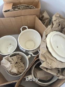 Vintage Johnson Bros Friendly Village 13 Piece Tea Set Service For 4 WithBox