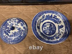Vintage Johnson Bros of England Blue Willow Design Serving Bowl withLid