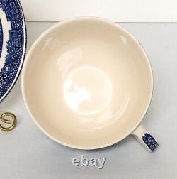 Vintage Johnson Brothers Blue Willow 3 x 5 Piece Place Setting-15 Pieces Total