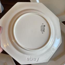 Vintage Johnson Brothers England Heritage White 10Dinner Plates Set Of 8