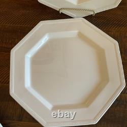 Vintage Johnson Brothers England Heritage White 10Dinner Plates Set Of 8