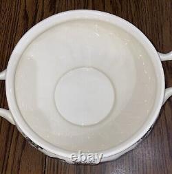 Vintage Johnson Brothers Friendly Village Soup Tureen/No Ladle