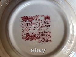 Vintage Johnson Brothers STRAWBERRY FAIR Round Covered Vegetable Bowl w Lid