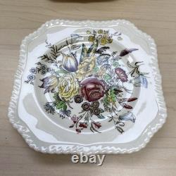 Vintage Johnson Brothers Set Of 8 Garden Bouquet Square Plates 7.5 Windsor Ware