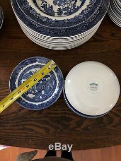 Vtg JOHNSON BROTHERS china BLUE WILLOW England 67 pc SET SERVICE for 11 + EUC