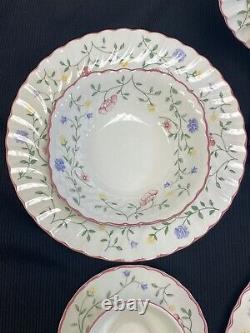 Vtg Johnson Brothers Summer Chintz Swirl 4 Place Setting 20 Pieces England 1980s